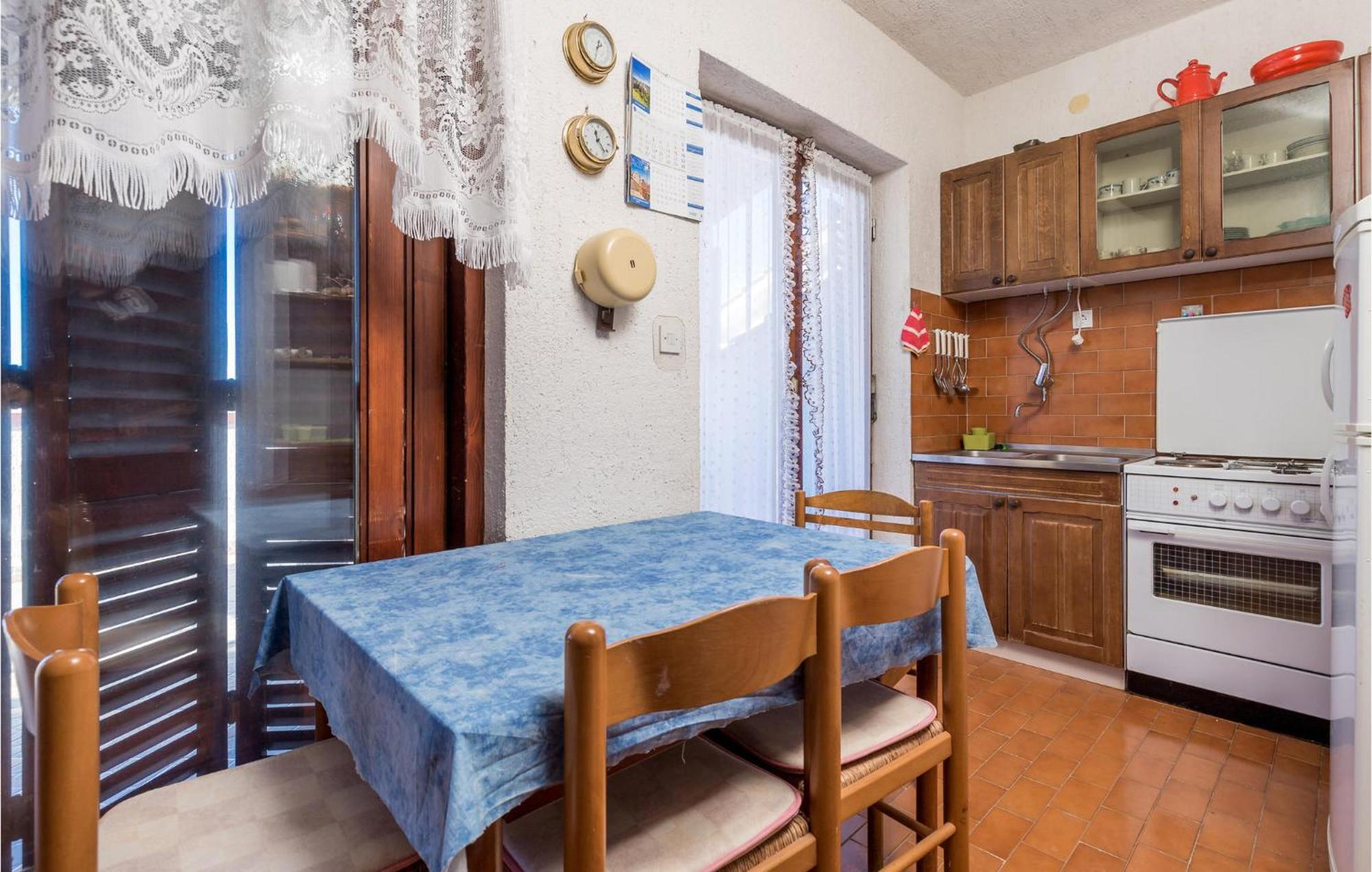 2 Bedroom Nice Apartment In Jablanac Zewnętrze zdjęcie
